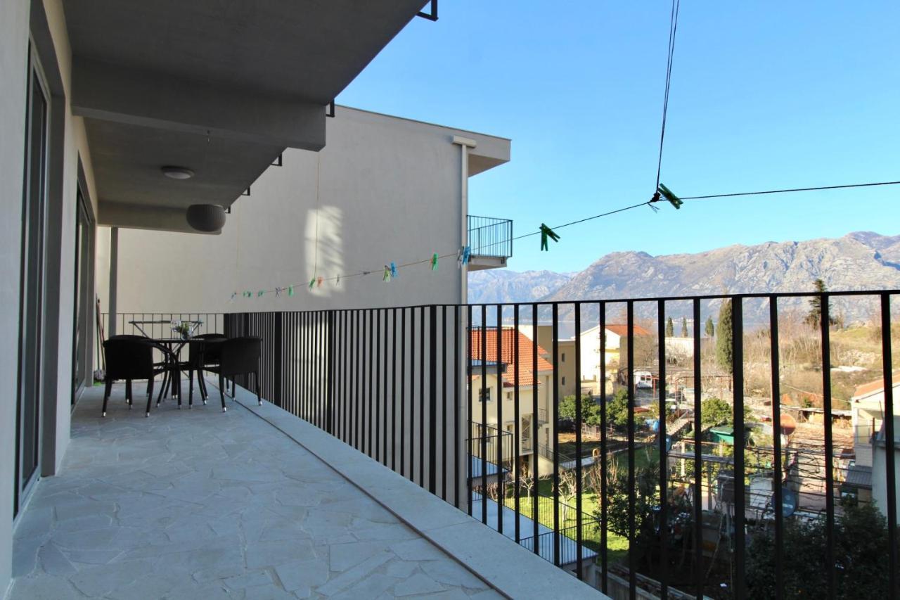 2Bd New Dobrota Apt With Bay Views โกตอร์ ภายนอก รูปภาพ